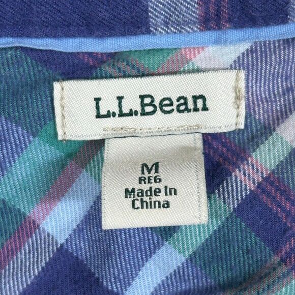 LL Bean Whisperweight Flannel Shirt Women's Medium Blue Plaid Pockets - Picture 7 of 9